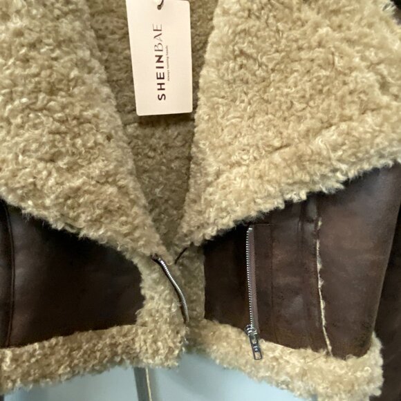 Super Cute! Shein Bae Faux  Leather Jacket size S - Picture 4 of 10